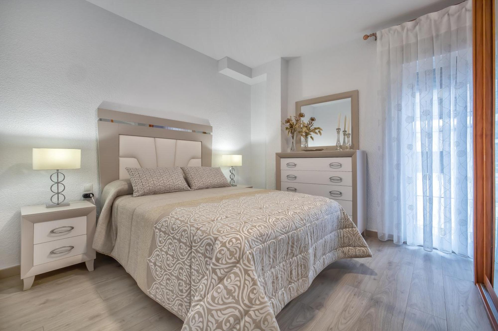 Apto Vallellano Junto Al Casco Historico & Parking Incluido Kordoba Bagian luar foto